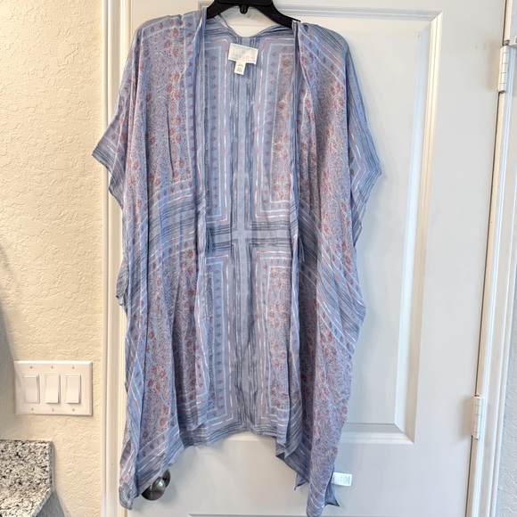 Caslon Blue and Pink Patterned Kimono - Picture 1 of 3